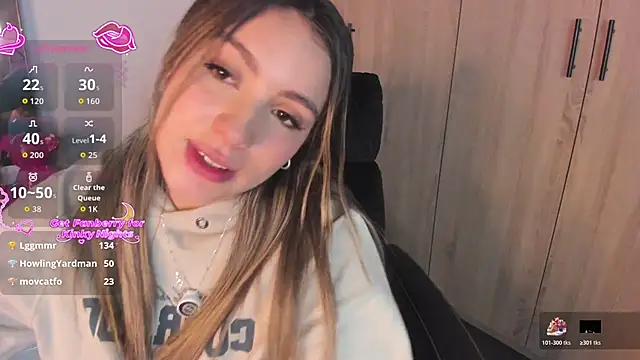 Cloee_Rainbow1 webcam