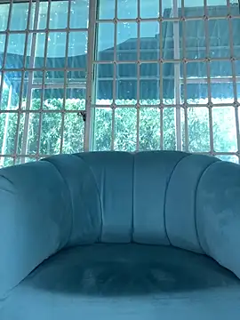 Webcam Model (SophieD)  is live.Free join now!