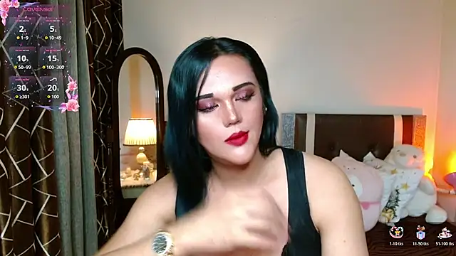 AmazingDivina webcam