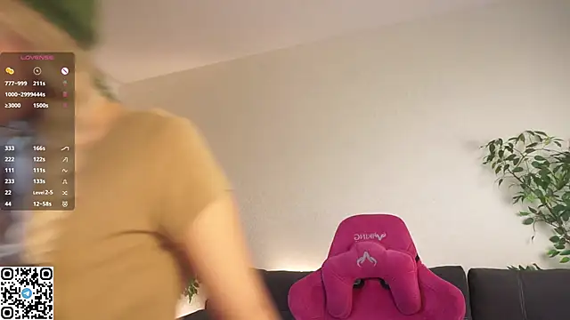 roxannacarver (F young) - EVERY 22TK WATER ON MY BODY