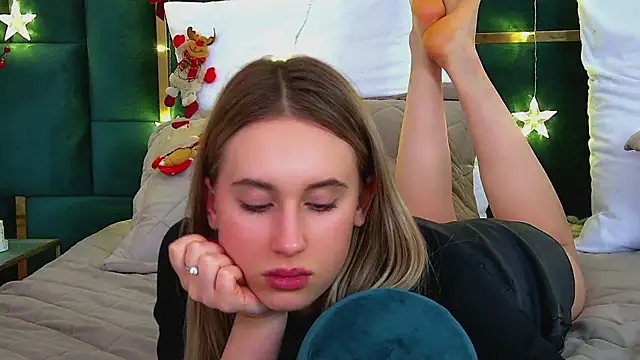 VictoriaHopsons webcam