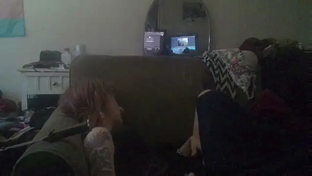 Heavenly_Creature333 webcam