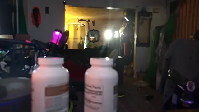 MasterDaddyCool webcam