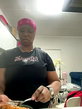 Bootyliciouse21X webcam