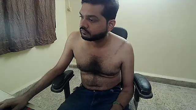 Kinky_Kumarr webcam