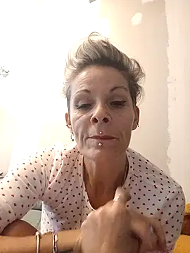 nymho5629 - Nymho5629's free webcam