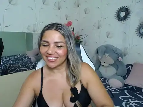 cum_bigass webcam