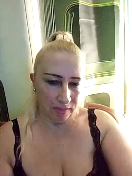 esenia505 - Esenia505's free webcam