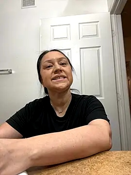 AlyssiaAmoreXO webcam