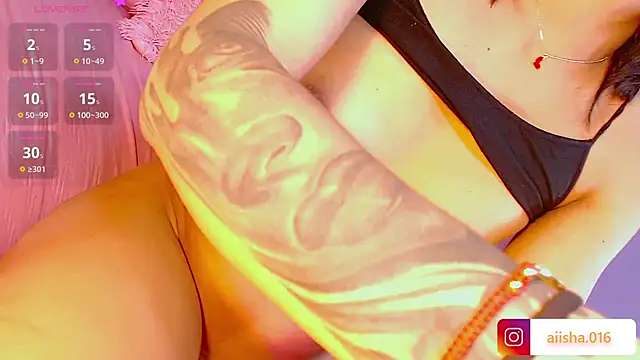 AiishaRose webcam