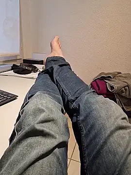 lorent6969 (M mature) - #bisexuals #brunettes #cam2cam #cheapest-privates #dirty-talk #flashing #foot-fetish #french #hd #mature #medium #mobile #office #pov #recordable-publics #sexting #small-audience #swiss #white