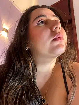 lunagil1 (F young) - tits out