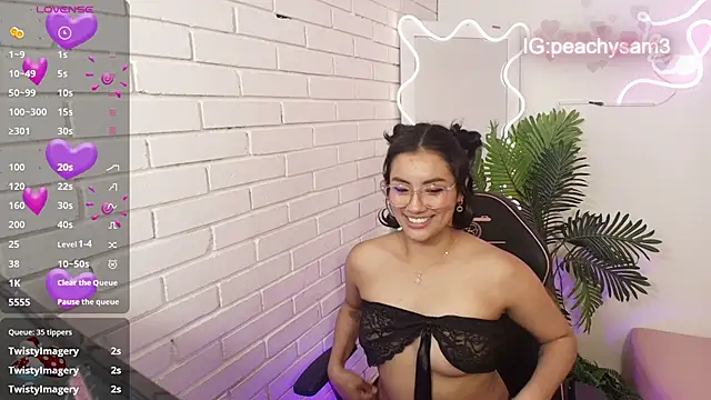 PEACHY_TAY webcam