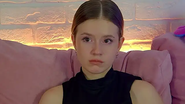 MilanaBalmain webcam