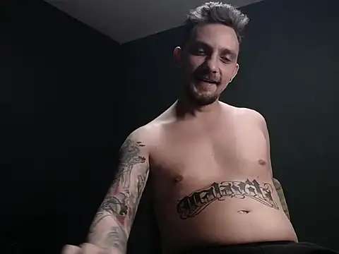 guesswhatbitch webcam