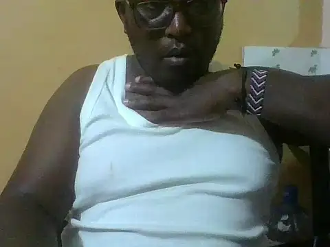 honeyswit (Ask my age) - Fingure in my ass