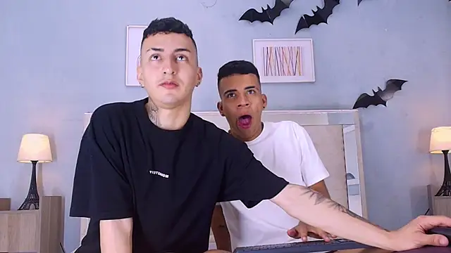 DamianAndMAximoo live webcam from Sex Land on Ufotopia – Live Cams & Video Chat