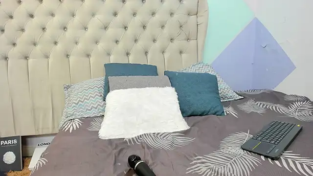 ZaharaSkylar webcam stripchat model stream image