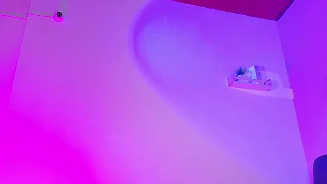 alaia-rogers webcam stripchat model stream image