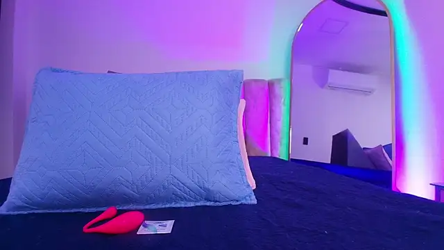 Auroraa_miller webcam