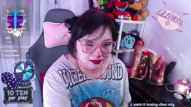 LiloMoon69 webcam
