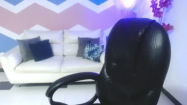 cataleya_eebony webcam