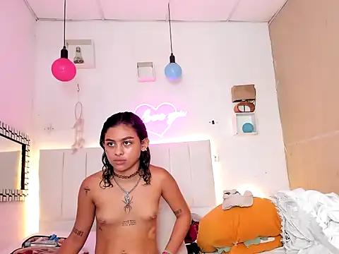 lilith_horny webcam