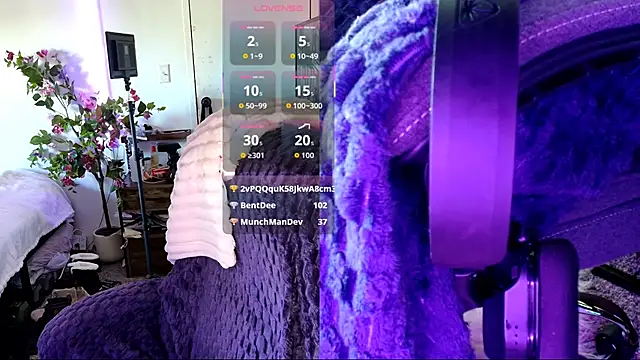 alys_at_college webcam