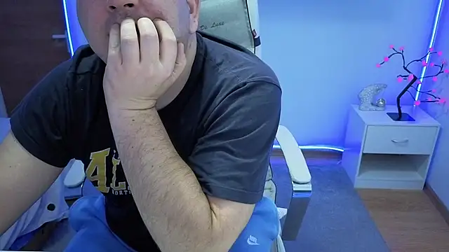 jasonjacks (M young) - Masturbating hard and Cum