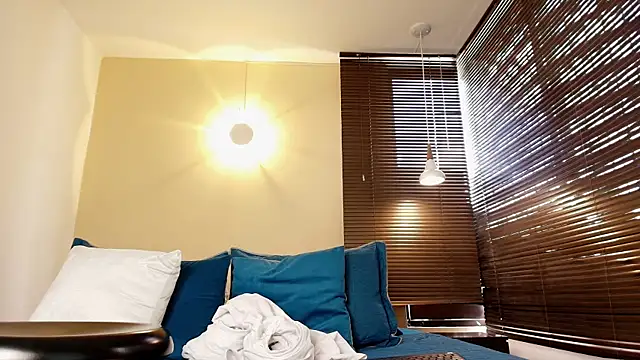 lucian_morel_s - Lucian_Morel_S's free webcam