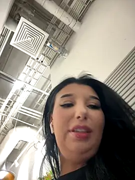 tisha_busty (F milf) - Take off annoying clothes/massage pussy