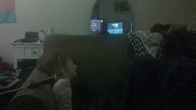 Heavenly_Creature333 webcam