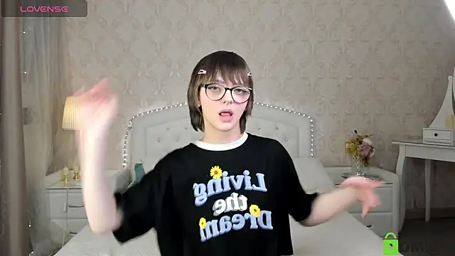 OliviaMacches webcam