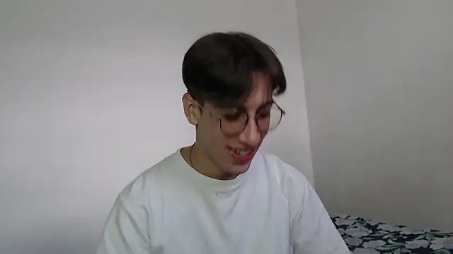 dio__morningstar - Dio__morningstar's free webcam - UK Sex Cams