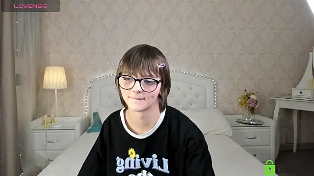 OliviaMacches webcam