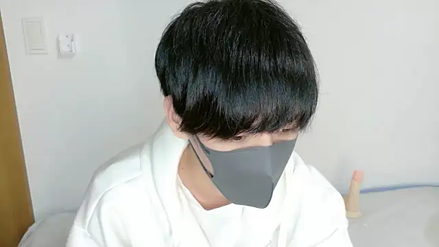 itsme_LEON live cam screenshot male from Japan on LiveWebCameras – Live Webcams & Video Chat