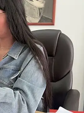 _Bella-Office1 webcam