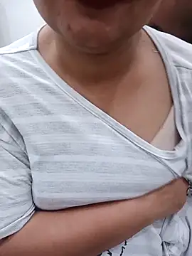 Mahira_sharma01 webcam