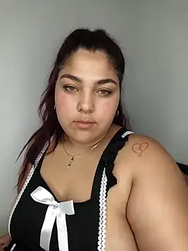 kendra_lil_evill webcam