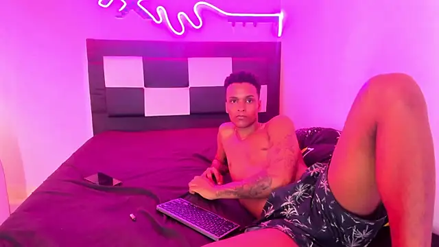 Black_Guys_Pervert_ webcam