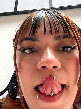 angie_rousse_ webcam