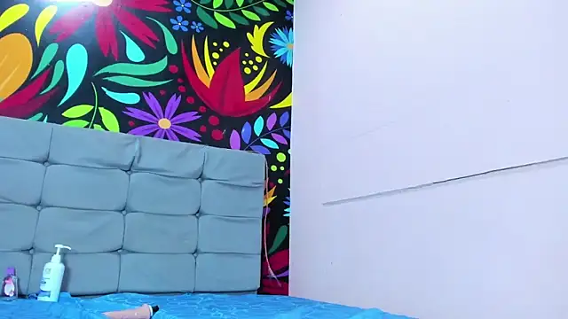 scarleth_blonde69 webcam