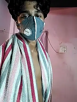 Ultimate_cHappiE webcam