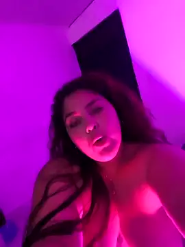 kendra_lil_evill webcam