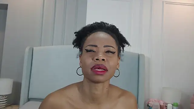 ChantalGarner webcam