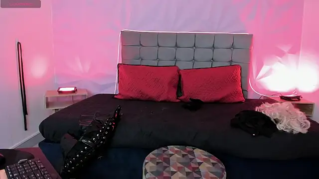 MadameLilith_cg webcam