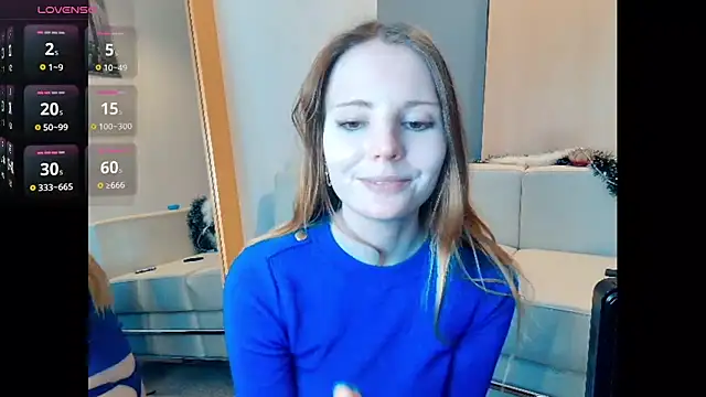 frosty_princess (F young) - finger pussy +last tip wins 1 nude