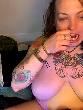 favoritestepsis - Favoritestepsis's free webcam - UK Sex Cams