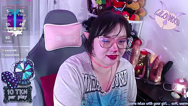 LiloMoon69 webcam