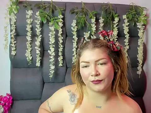 JuliettaRousse69 webcam